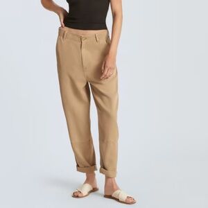 Everlane Buttersoft Chino Dark Khaki